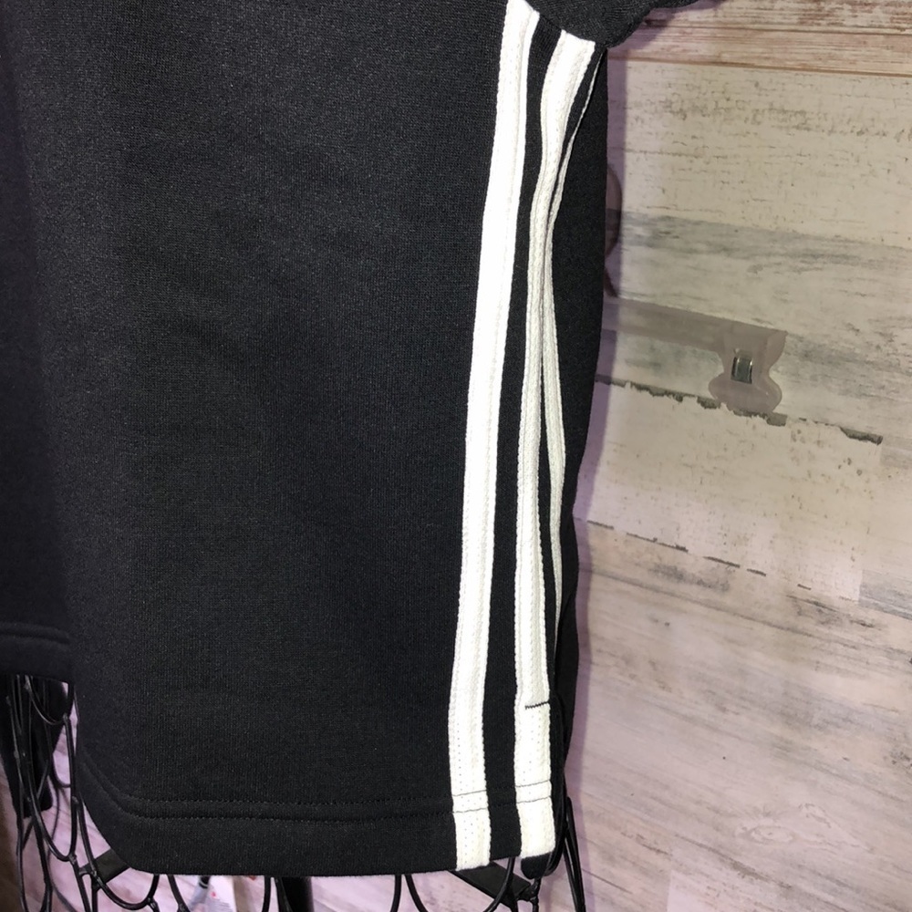 adidas Women's Primegreen Comfort Fleece Loose Cropped Black 3-Stripes T… - Picture 6 of 16